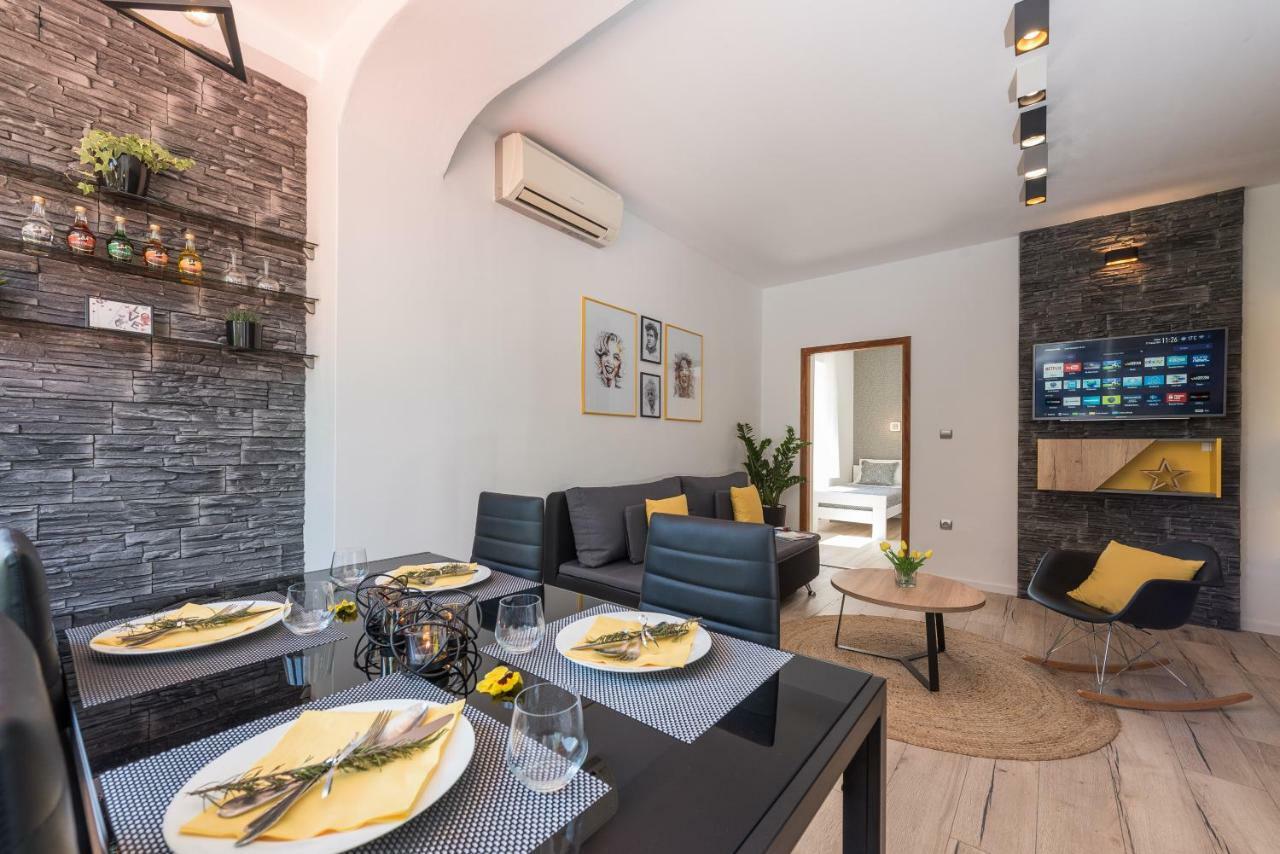 Portos Apartment Zadar Exteriör bild
